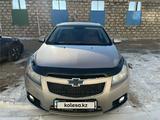 Chevrolet Cruze 2012 года за 4 200 000 тг. в Атырау – фото 3