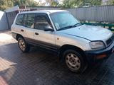 Toyota RAV4 1996 года за 2 500 000 тг. в Алматы – фото 2