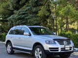 Volkswagen Touareg 2006 года за 4 800 000 тг. в Талдыкорган