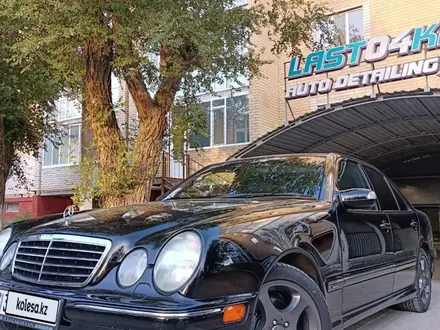 Mercedes-Benz E 430 2000 года за 4 300 000 тг. в Актобе – фото 6