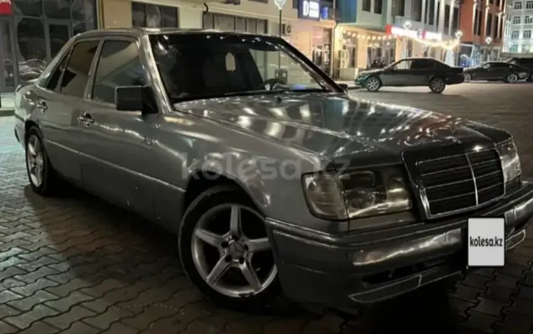 Mercedes-Benz E 220 1993 года за 1 000 000 тг. в Жанаозен