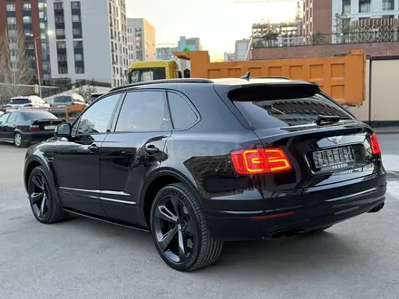 Bentley Bentayga 2016 годаүшін70 000 000 тг. в Астана – фото 3