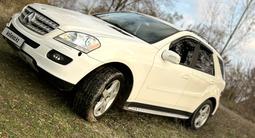 Mercedes-Benz ML 350 2006 годаfor7 100 000 тг. в Алматы