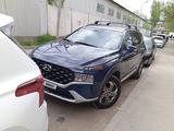 Hyundai Santa Fe 2022 года за 17 500 000 тг. в Алматы