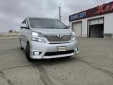 Toyota Vellfire 2010 года за 6 200 000 тг. в Атырау – фото 2