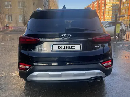 Hyundai Santa Fe 2020 года за 13 200 000 тг. в Актобе – фото 8