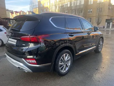 Hyundai Santa Fe 2020 года за 13 200 000 тг. в Актобе – фото 7