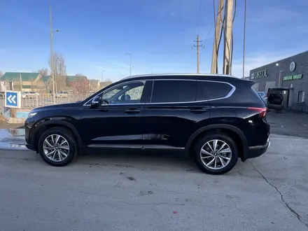 Hyundai Santa Fe 2020 года за 13 200 000 тг. в Актобе – фото 3