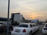 Lincoln Town Car 2000 года за 7 500 000 тг. в Алматы – фото 2