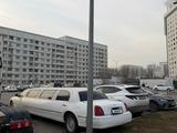 Lincoln Town Car 2000 года за 7 500 000 тг. в Алматы – фото 3