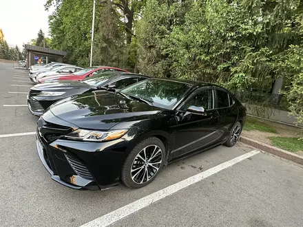 Toyota Camry 2019 года за 12 700 000 тг. в Алматы – фото 8