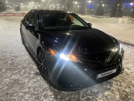 Toyota Camry 2019 года за 12 700 000 тг. в Алматы – фото 5