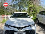 Toyota Camry 2019 года за 14 000 000 тг. в Алматы – фото 3