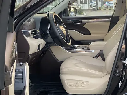 Toyota Highlander 2021 года за 22 600 000 тг. в Уральск – фото 12