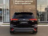 Toyota Highlander 2021 годаүшін22 600 000 тг. в Уральск – фото 4