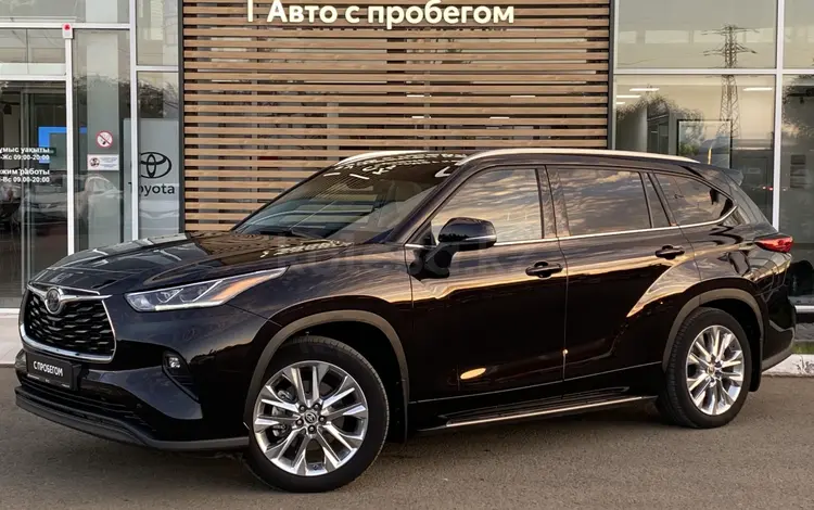 Toyota Highlander 2021 года за 22 600 000 тг. в Уральск