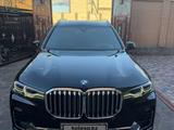 BMW X7 2019 года за 38 000 000 тг. в Караганда – фото 2