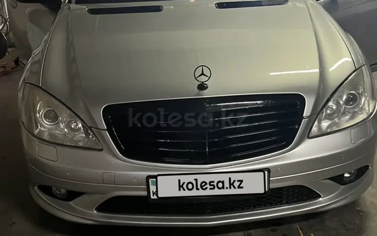 Mercedes-Benz S 350 2005 года за 8 800 000 тг. в Астана