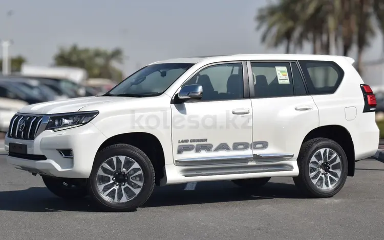 Toyota Land Cruiser Prado 2023 года за 29 300 000 тг. в Актау