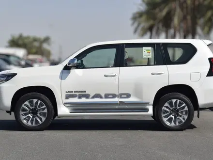 Toyota Land Cruiser Prado 2023 года за 29 300 000 тг. в Актау – фото 2