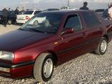 Volkswagen Vento 1993 года за 1 600 000 тг. в Шымкент