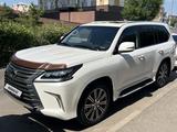 Lexus LX 570 2016 года за 35 800 000 тг. в Астана – фото 3
