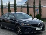 Toyota Camry 2021 года за 10 000 000 тг. в Актау – фото 4