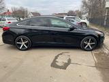 Hyundai Sonata 2016 годаүшін6 500 000 тг. в Уральск – фото 2