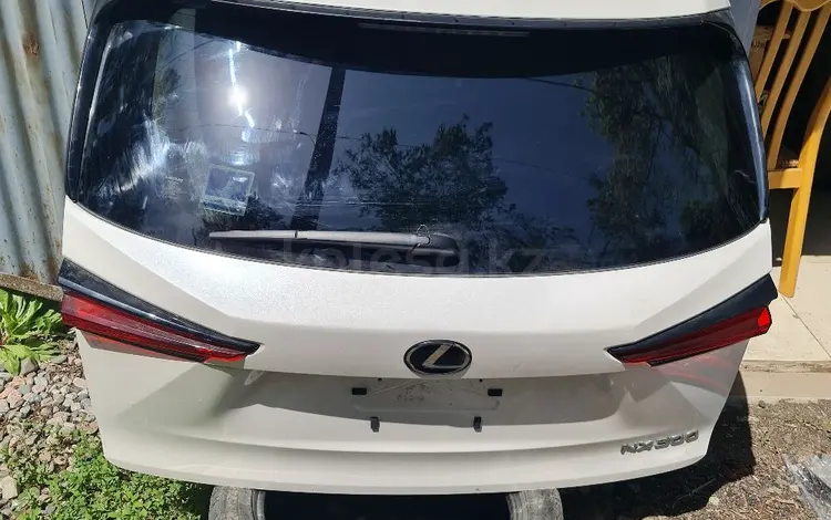 Крышка багажника Lexus NX 300 за 1 000 000 тг. в Алматы