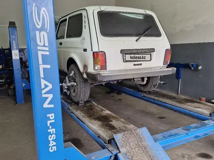 ВАЗ (Lada) Lada 2121 2010 года за 1 800 000 тг. в Актобе – фото 8