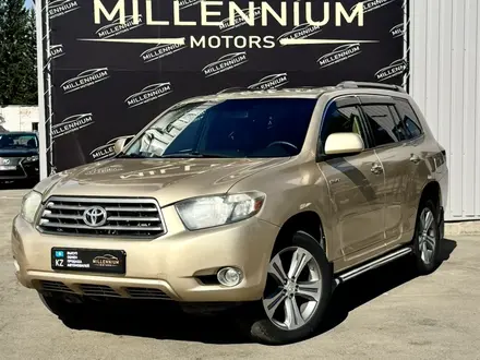 Toyota Highlander 2009 года за 9 599 999 тг. в Усть-Каменогорск