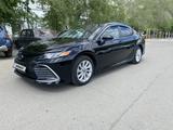 Toyota Camry 2022 года за 14 200 000 тг. в Павлодар – фото 2