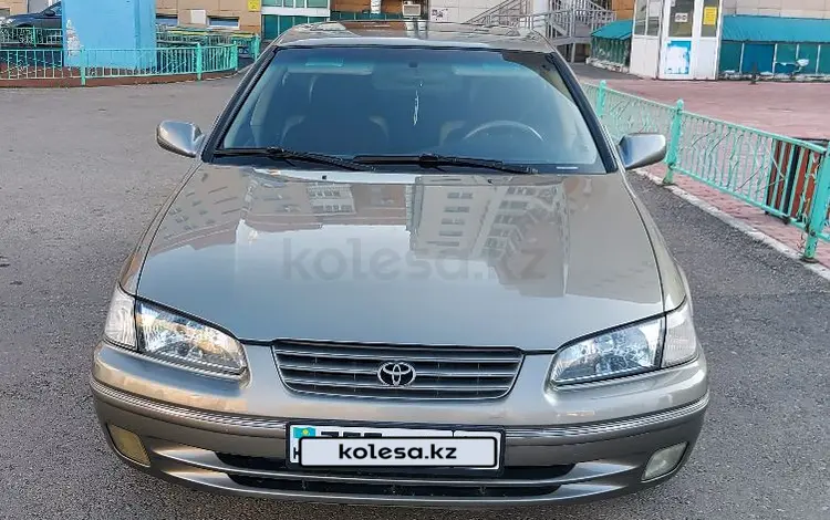 Toyota Camry 2000 годаfor4 400 000 тг. в Астана