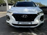 Hyundai Santa Fe 2020 годаfor13 500 000 тг. в Астана