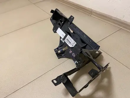 Кранштейн (стойка) BMW F10/11/18 за 35 000 тг. в Алматы
