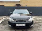 Toyota Camry 2005 года за 5 500 000 тг. в Семей – фото 2