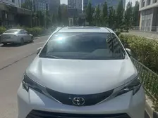 Toyota Sienna, 2024