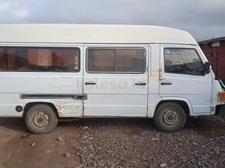 Mercedes-Benz MB 100 1991 года за 600 000 тг. в Степногорск – фото 3