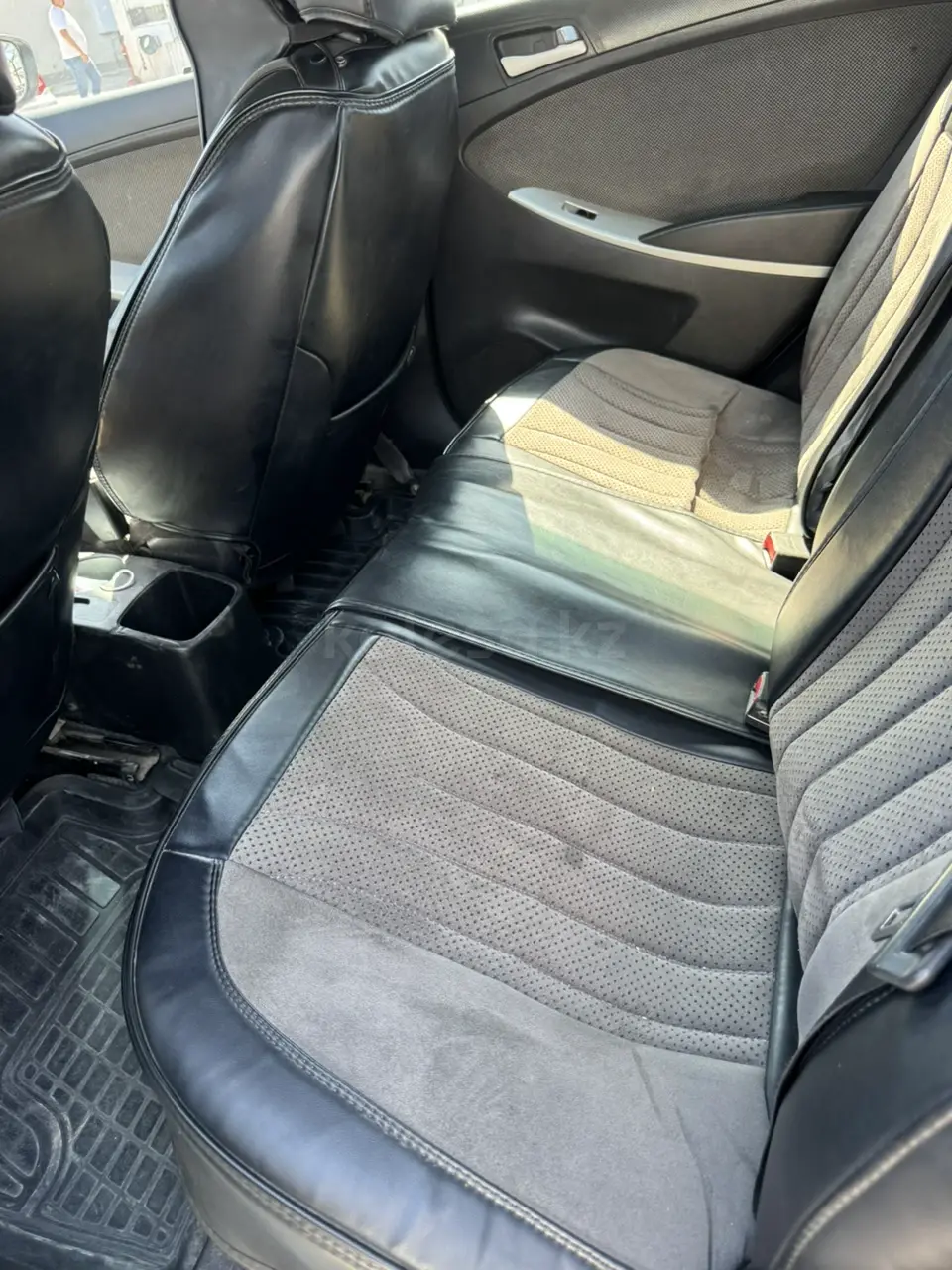 Hyundai Accent, 2012