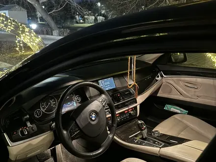 BMW 528 2013 года за 9 500 000 тг. в Семей