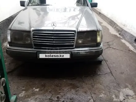 Mercedes-Benz E 230 1987 года за 700 000 тг. в Шымкент