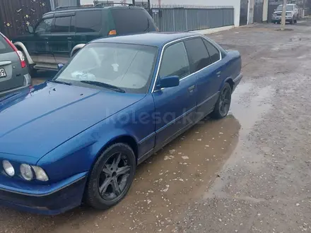 BMW 520 1991 годаүшін1 300 000 тг. в Жезказган – фото 2