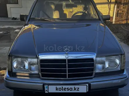 Mercedes-Benz E 230 1992 года за 1 500 000 тг. в Тараз – фото 4