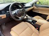 Lexus ES 300h 2018 годаүшін8 999 999 тг. в Алматы – фото 4