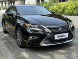 Lexus ES 300h 2018 годаүшін8 999 999 тг. в Алматы – фото 3