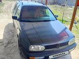 Volkswagen Golf 1994 года за 1 200 000 тг. в Алматы