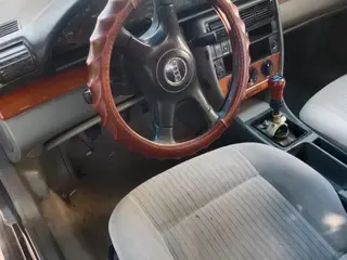 Audi 100