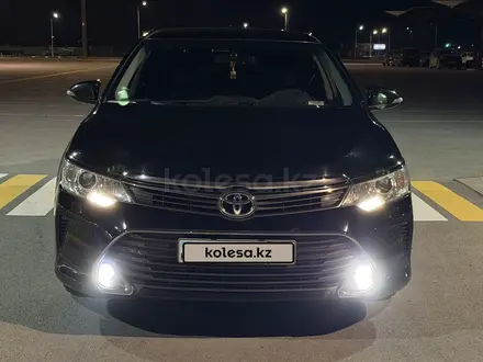 Toyota Camry 2015 года за 11 200 000 тг. в Шымкент