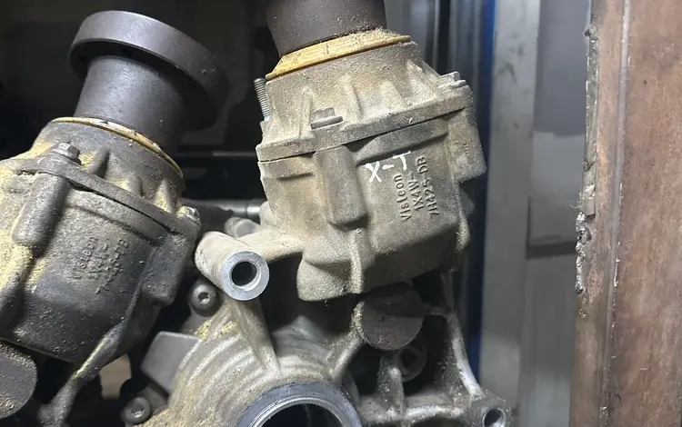 Раздатка на Ягуар Х-Тайп (X-type) 2003 года за 250 000 тг. в Алматы