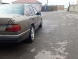 Mercedes-Benz E 230 1990 годаүшін750 000 тг. в Актау – фото 2